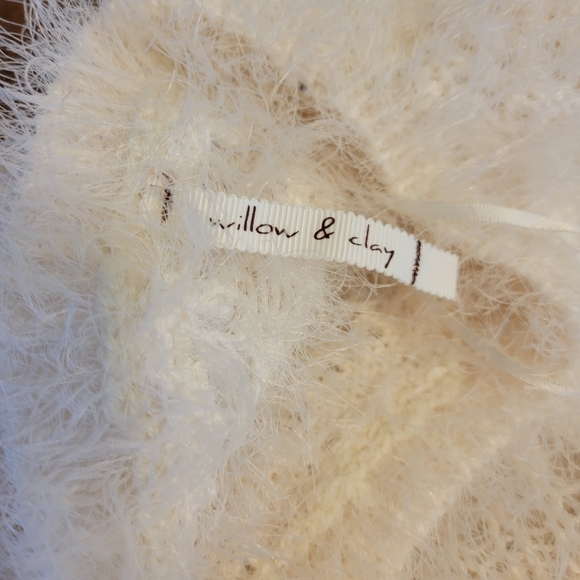 Willow & Clay Open Knit Sweater - Picture 3 of 7